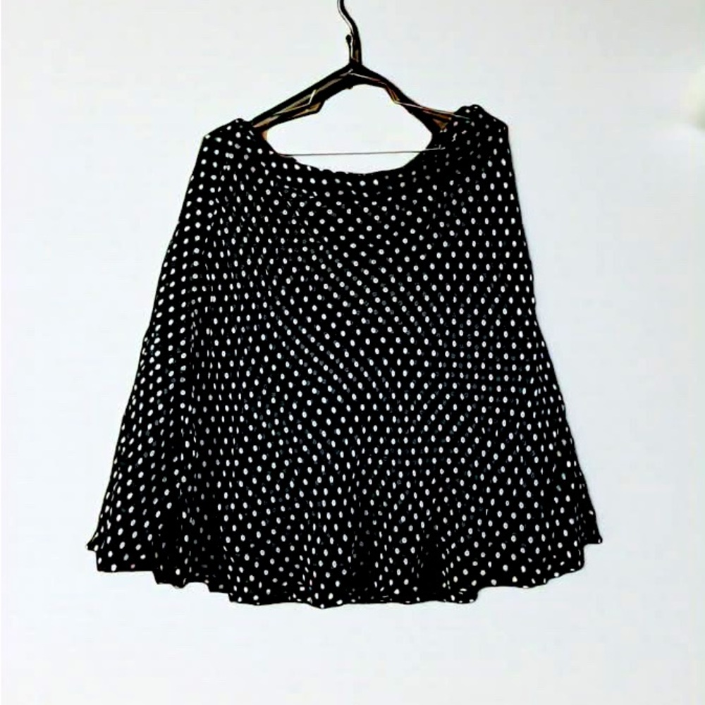 Anne Klein 100% silk skirt